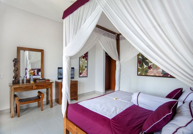 Villa in Canggu - Yenian- 5 bedroom house with pool in Bali