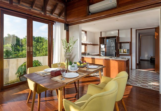 Villa in Seminyak - The chands two A- 2 bedroom frontline villa with stunning Bali sea views Villa in Seminyak - The chands two A- 2 bedroom frontline villa with stunning Bali sea views
