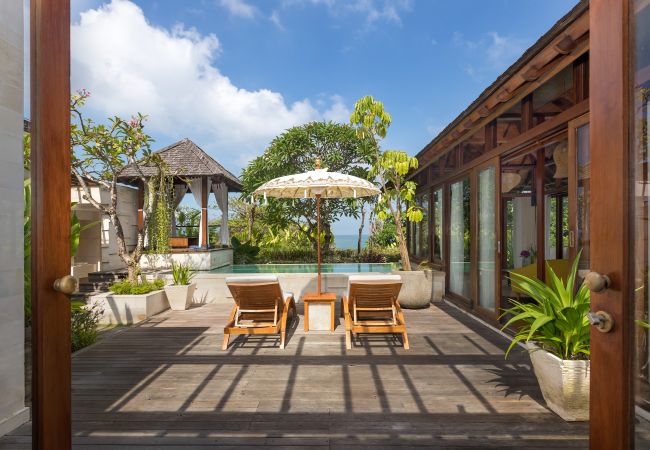 Villa in Seminyak - The chands two A- 2 bedroom frontline villa with stunning Bali sea views