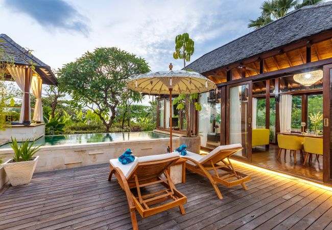 Villa in Seminyak - The chands two A- 2 bedroom frontline villa with stunning Bali sea views