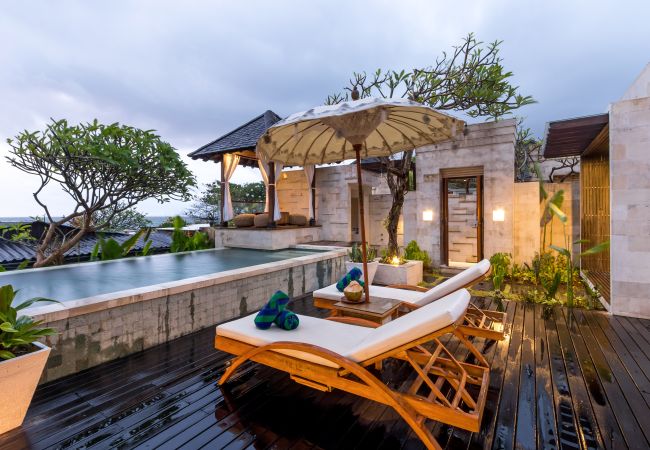 Villa in Seminyak - The chands two A- 2 bedroom frontline villa with stunning Bali sea views