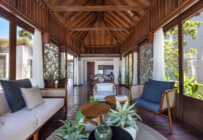 Villa in Seminyak - The chands two A- 2 bedroom frontline villa with stunning Bali sea views