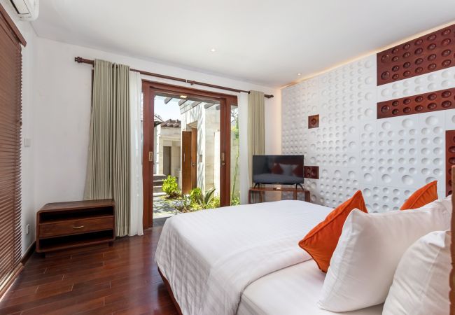 Villa in Seminyak - The chands two D- 2 bedroom frontline villa with stunning Bali sea views Villa in Seminyak - The chands two D- 2 bedroom frontline villa with stunning Bali sea views