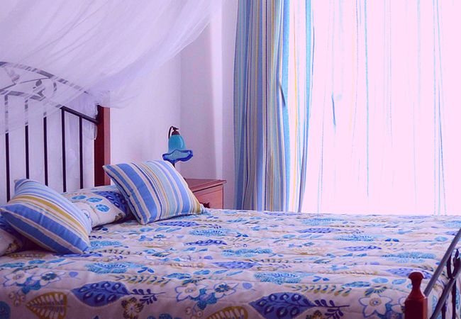 Villa in Paros - Spectacular 5-bedroom house near the beach and with beautiful views of the sea Villa in Paros - Spectacular 5-bedroom house near the beach and with beautiful views of the sea