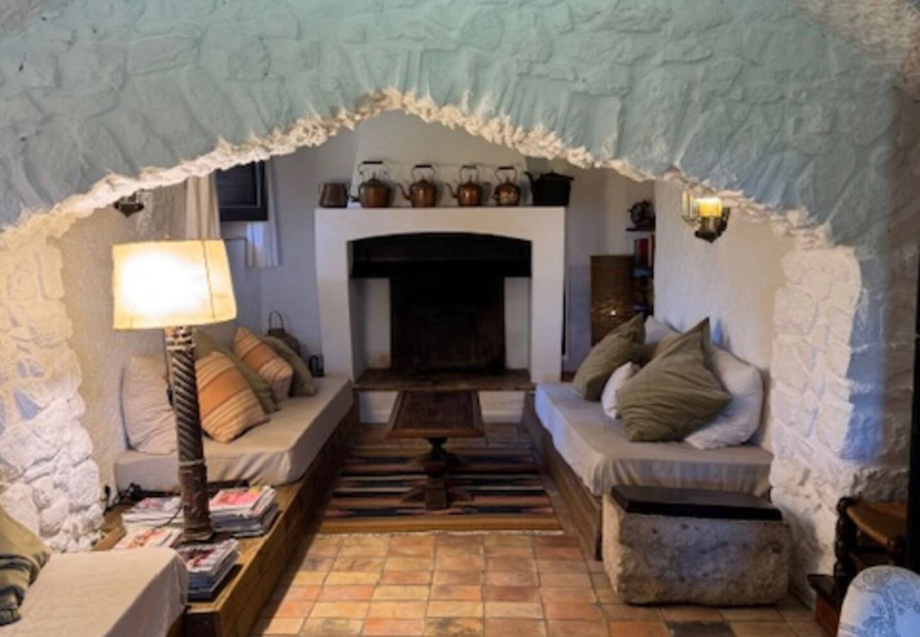 Cottage in Mont-ras - 1 Mas Pagès, rural house for 9 people with garden and private pool