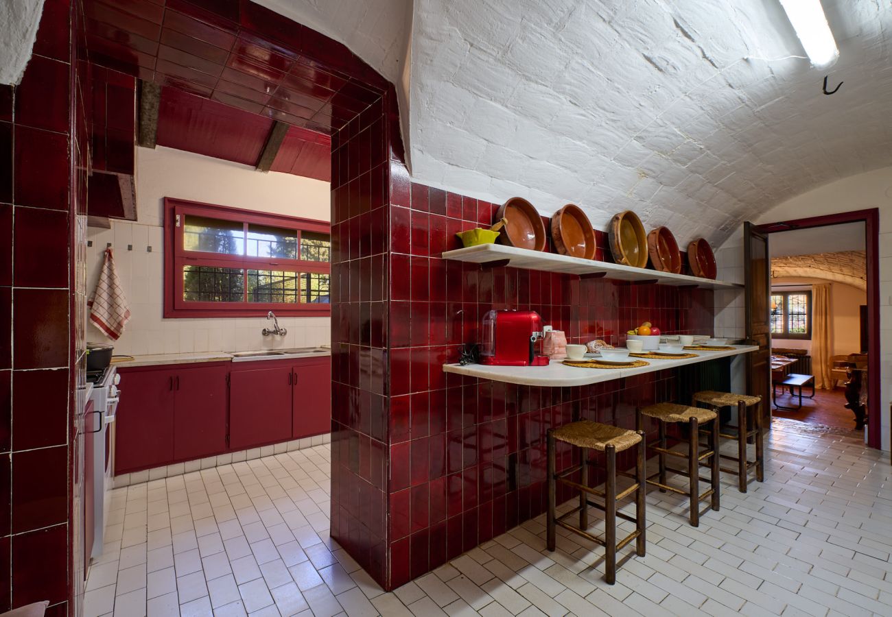 Villa in Mont-ras - 1 Mas Pagès, rural house for 9 people with garden and private pool