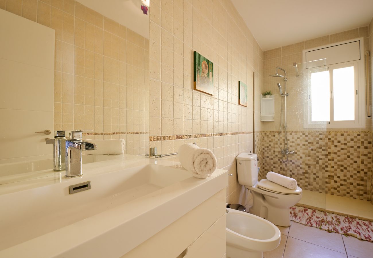 Villa in Lloret de Mar - 2Sol02,SoliMar, cozy house with pool