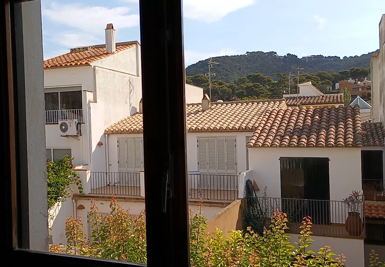 Apartment in Llafranc - Maria Gou 
