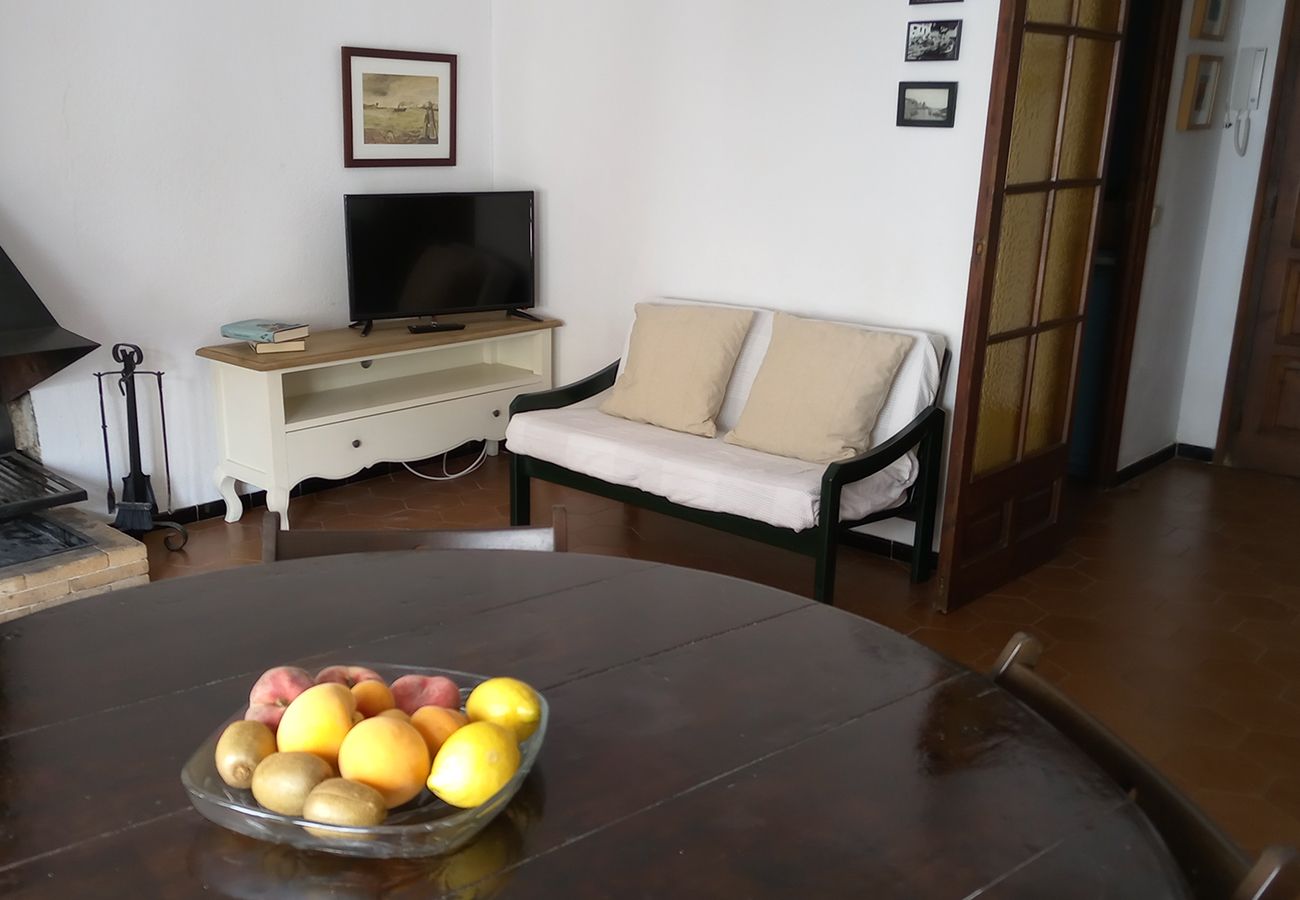 Apartment in Llafranc - Maria Gou 