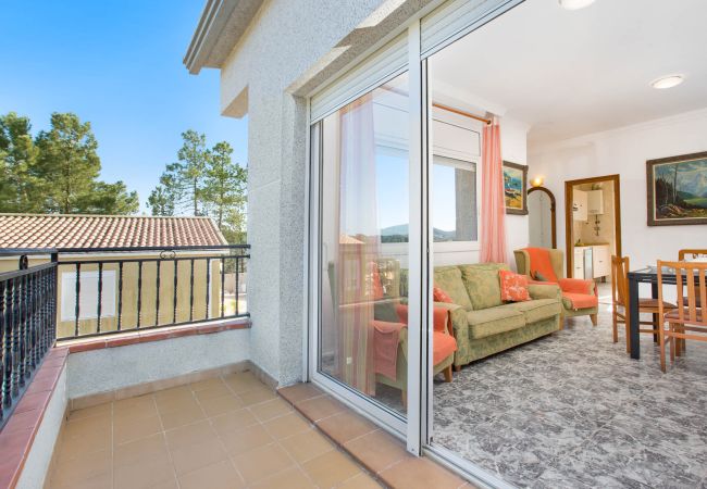 Villa à Vidreres - 2AL01 -Maison simple avec piscine privée située dans un quartier résidentiel très calme Villa à Vidreres - 2AL01 -Maison simple avec piscine privée située dans un quartier résidentiel très calme