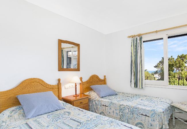 Appartement à Calella de Palafrugell - 1CAN01 - Acceuillant appartement pour 4 personnes avec terrasse  situé à quelques minutes à pied de la plage de Calella de Palafrugell