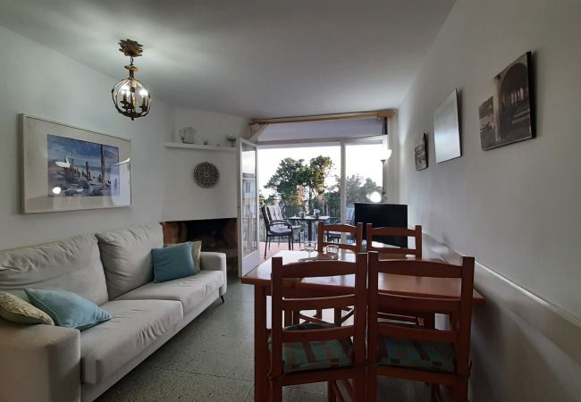 Appartement à Calella de Palafrugell - 1CAN01 - Acceuillant appartement pour 4 personnes avec terrasse  situé à quelques minutes à pied de la plage de Calella de Palafrugell