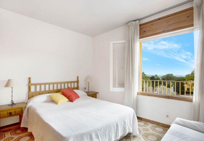Appartement à Llafranc - 1CEN B10 -Appartement avec jardin et piscine communautaires à 800m de la plage de Llafranc Appartement à Llafranc - 1CEN B10 -Appartement avec jardin et piscine communautaires à 800m de la plage de Llafranc