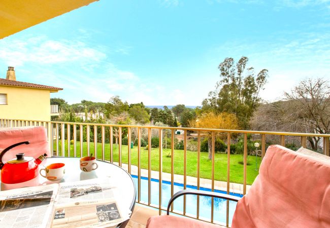 Appartement à Llafranc - 1CEN B10 -Appartement avec jardin et piscine communautaires à 800m de la plage de Llafranc Appartement à Llafranc - 1CEN B10 -Appartement avec jardin et piscine communautaires à 800m de la plage de Llafranc