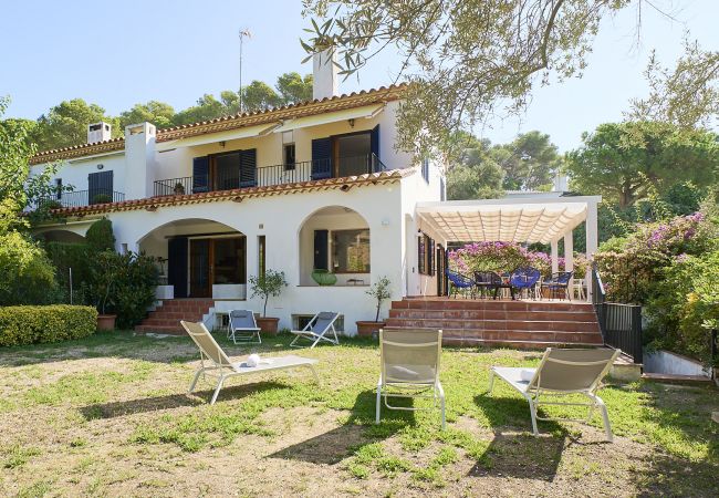 Villa à Llafranc - 1CLOE 01 -Belle maison jumelée avec piscine communautaire située à 750m de la plage de Llafranc,