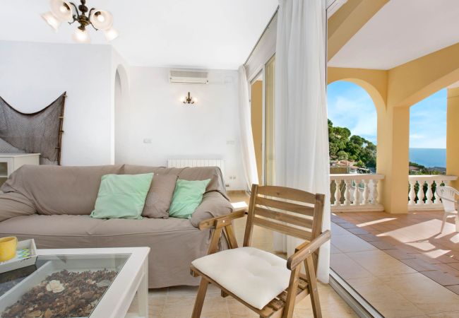 Villa à Lloret de Mar - 2CORA01 - Belle maison de 3 chambres avec jardin et piscine privée située près de la plage Villa à Lloret de Mar - 2CORA01 - Belle maison de 3 chambres avec jardin et piscine privée située près de la plage