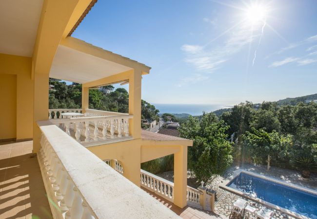 Villa à Lloret de Mar - 2CORA01 - Belle maison de 3 chambres avec jardin et piscine privée située près de la plage Villa à Lloret de Mar - 2CORA01 - Belle maison de 3 chambres avec jardin et piscine privée située près de la plage