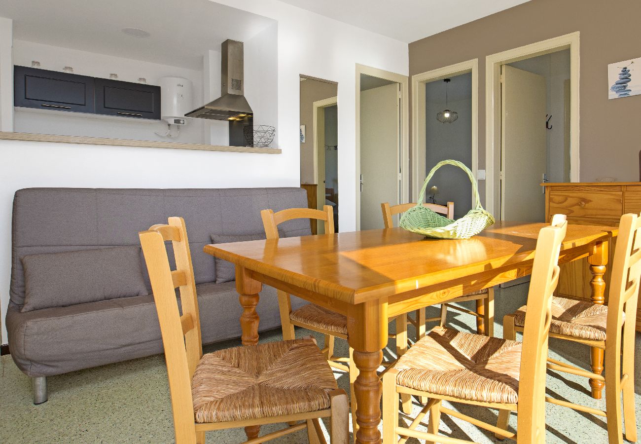 Appartement à Calella de Palafrugell - 1CB N2 -Appartement avec 2 chambres dans un quartier très calme avec jardin et piscine communautaires près de la plage de Calella de Palafrugell