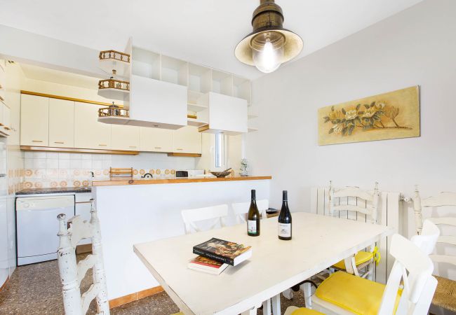 Appartement à Calella de Palafrugell - 1CV - Appartement confortable avec piscine commune à seulement 200m de la plage de Calella de Palafrugell Appartement à Calella de Palafrugell - 1CV - Appartement confortable avec piscine commune à seulement 200m de la plage de Calella de Palafrugell