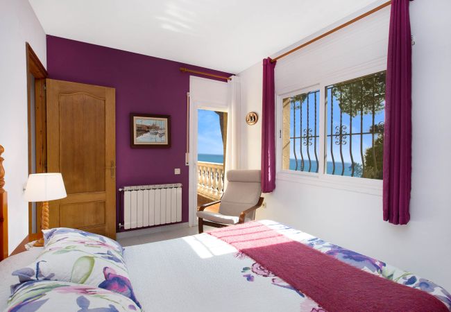 Villa à Lloret de Mar - 2CRISA01- Jolie maison avec piscine privée et vue mer située près de la plage Villa à Lloret de Mar - 2CRISA01- Jolie maison avec piscine privée et vue mer située près de la plage