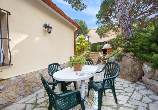 Villa à Lloret de Mar - 2CRISA01- Jolie maison avec piscine privée et vue mer située près de la plage Villa à Lloret de Mar - 2CRISA01- Jolie maison avec piscine privée et vue mer située près de la plage
