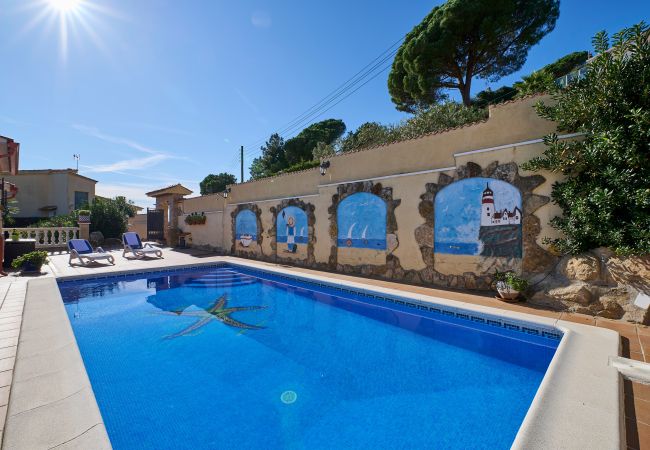 Villa à Lloret de Mar - 2CRISA01- Jolie maison avec piscine privée et vue mer située près de la plage Villa à Lloret de Mar - 2CRISA01- Jolie maison avec piscine privée et vue mer située près de la plage