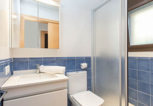 Villa à Lloret de Mar - 2DAM01 - Maison accueillante 4 chambres avec piscine privée située dans un quartier calme Villa à Lloret de Mar - 2DAM01 - Maison accueillante 4 chambres avec piscine privée située dans un quartier calme