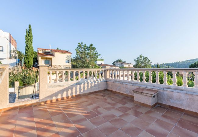 Villa à Lloret de Mar - 2DAM01 - Maison accueillante 4 chambres avec piscine privée située dans un quartier calme Villa à Lloret de Mar - 2DAM01 - Maison accueillante 4 chambres avec piscine privée située dans un quartier calme