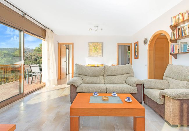 Villa à Lloret de Mar - 2DAM01 - Maison accueillante 4 chambres avec piscine privée située dans un quartier calme Villa à Lloret de Mar - 2DAM01 - Maison accueillante 4 chambres avec piscine privée située dans un quartier calme