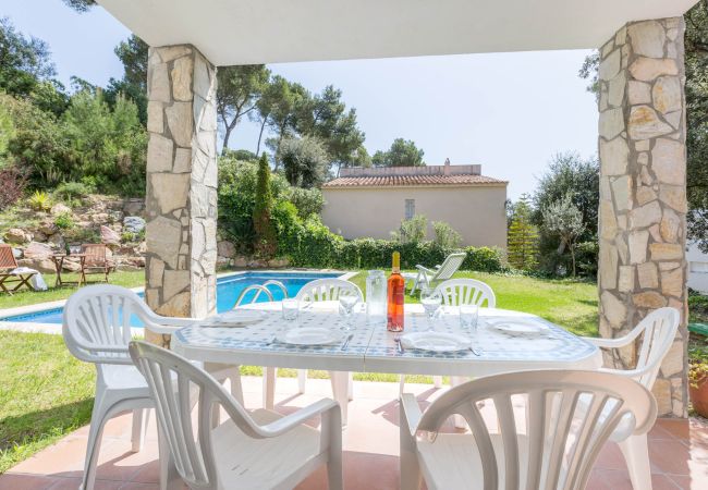 Villa à Tamariu - 1DIAZ 01 - Villa avec piscine privative et jardin situé à Aigua Xelida (Tamariu), à 1 km du centre-ville et de la plage Villa à Tamariu - 1DIAZ 01 - Villa avec piscine privative et jardin situé à Aigua Xelida (Tamariu), à 1 km du centre-ville et de la plage