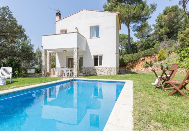 Villa à Tamariu - 1DIAZ 01 - Villa avec piscine privative et jardin situé à Aigua Xelida (Tamariu), à 1 km du centre-ville et de la plage Villa à Tamariu - 1DIAZ 01 - Villa avec piscine privative et jardin situé à Aigua Xelida (Tamariu), à 1 km du centre-ville et de la plage