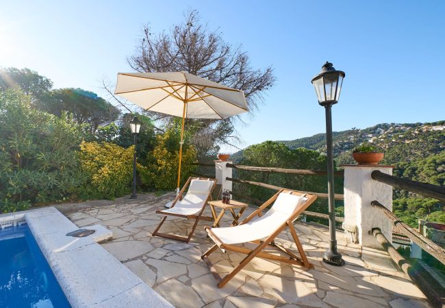 Villa à Lloret de Mar - 2SER01 - Maison de 3 chambres avec piscine privée et vue sur la mer située très près de la plage Villa à Lloret de Mar - 2SER01 - Maison de 3 chambres avec piscine privée et vue sur la mer située très près de la plage