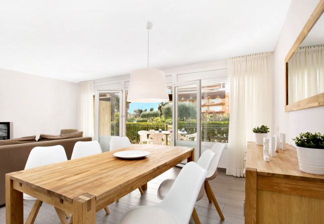 Appartement à Calella de Palafrugell - 1I 51 - Appartement rénové avec piscine commune situé à quelques minutes à pied de la plage de Calella de Palafrugell Appartement à Calella de Palafrugell - 1I 51 - Appartement rénové avec piscine commune situé à quelques minutes à pied de la plage de Calella de Palafrugell