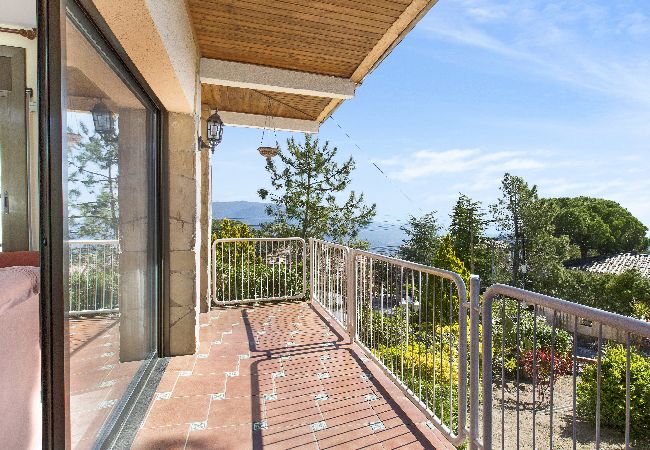 Villa à Lloret de Mar - 2INM01 - Maison de 4 chambres avec piscine privée et jardin située à Lloret de Mar près de la plage. Villa à Lloret de Mar - 2INM01 - Maison de 4 chambres avec piscine privée et jardin située à Lloret de Mar près de la plage.