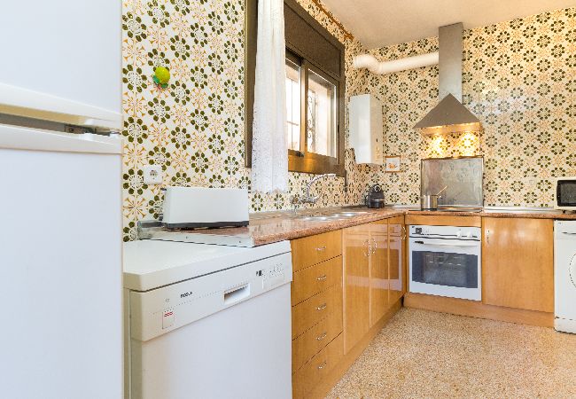 Villa à Lloret de Mar - 2INM01 - Maison de 4 chambres avec piscine privée et jardin située à Lloret de Mar près de la plage. Villa à Lloret de Mar - 2INM01 - Maison de 4 chambres avec piscine privée et jardin située à Lloret de Mar près de la plage.