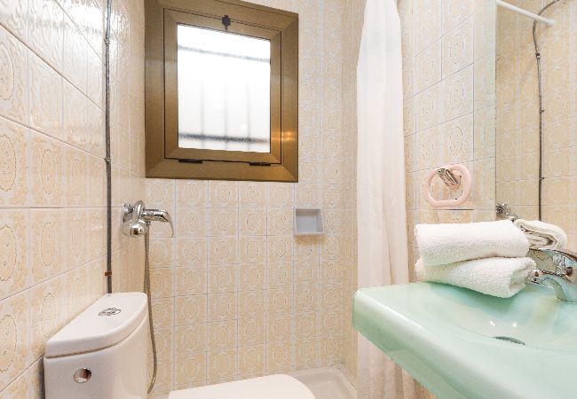 Villa à Lloret de Mar - 2INM01 - Maison de 4 chambres avec piscine privée et jardin située à Lloret de Mar près de la plage. Villa à Lloret de Mar - 2INM01 - Maison de 4 chambres avec piscine privée et jardin située à Lloret de Mar près de la plage.