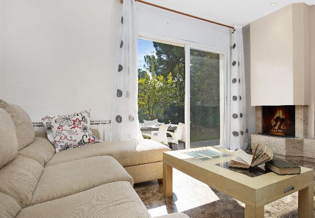 Villa à Lloret de Mar - 2LIN01 -Belle maison avec piscine privée située dans un quartier résidentiel calme proche de la plage Villa à Lloret de Mar - 2LIN01 -Belle maison avec piscine privée située dans un quartier résidentiel calme proche de la plage