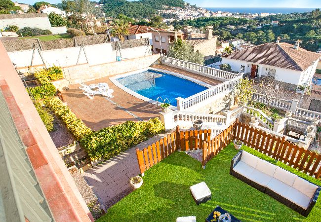 Villa à Blanes - 2MAER01 - Maison pour 9 personnes avec piscine privée située près de la plage de Blanes Villa à Blanes - 2MAER01 - Maison pour 9 personnes avec piscine privée située près de la plage de Blanes