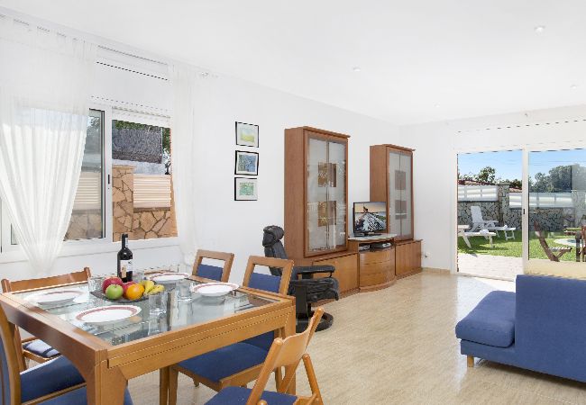 Villa à Lloret de Mar - 2MARIAN01 - Belle maison de 3 chambres avec piscine privée située dans un quartier résidentiel calme Villa à Lloret de Mar - 2MARIAN01 - Belle maison de 3 chambres avec piscine privée située dans un quartier résidentiel calme