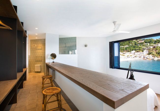 Villa à Llafranc - 1MIRAD 01 - Grande maison rénovée avec beaucoup de goût, avec une vue fantastique sur la mer et un accès direct à la plage de Llafranc Villa à Llafranc - 1MIRAD 01 - Grande maison rénovée avec beaucoup de goût, avec une vue fantastique sur la mer et un accès direct à la plage de Llafranc