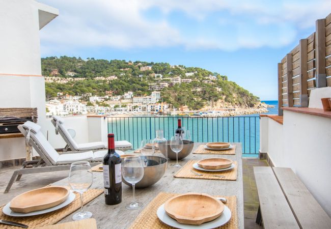 Villa à Llafranc - 1MIRAD 01 - Grande maison rénovée avec beaucoup de goût, avec une vue fantastique sur la mer et un accès direct à la plage de Llafranc Villa à Llafranc - 1MIRAD 01 - Grande maison rénovée avec beaucoup de goût, avec une vue fantastique sur la mer et un accès direct à la plage de Llafranc