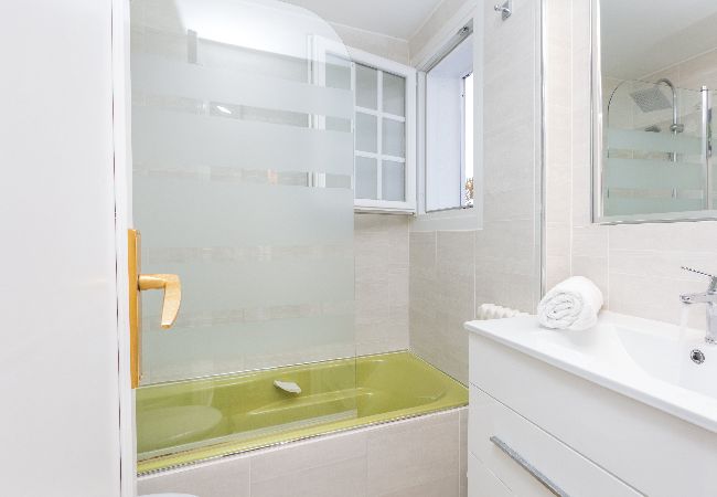Villa à Blanes - 2MONTEM01 - Belle maison pour 9 personnes avec jardin et piscine privée située près de la plage de Blanes Villa à Blanes - 2MONTEM01 - Belle maison pour 9 personnes avec jardin et piscine privée située près de la plage de Blanes