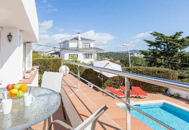 Villa à Blanes - 2NUR01 - Maison pour 10 personnes avec piscine privée et vue mer près de la plage de Blanes Villa à Blanes - 2NUR01 - Maison pour 10 personnes avec piscine privée et vue mer près de la plage de Blanes