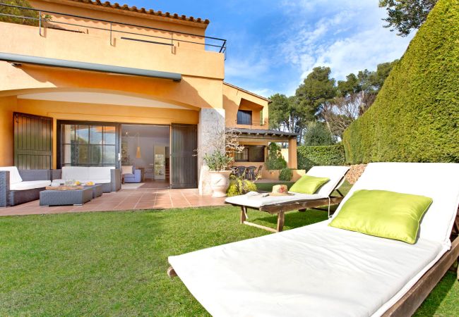 Villa à Llafranc - 1PAST 02 - Magnifique maison avec piscine communautaire situé dans Llafranc, à 450m de la plage Villa à Llafranc - 1PAST 02 - Magnifique maison avec piscine communautaire situé dans Llafranc, à 450m de la plage