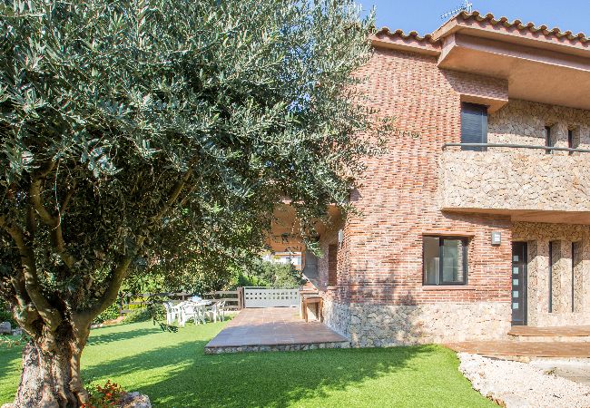 Villa à Lloret de Mar - 2PON01 - Belle maison avec piscine privée située dans un quartier calme près de la plage Villa à Lloret de Mar - 2PON01 - Belle maison avec piscine privée située dans un quartier calme près de la plage
