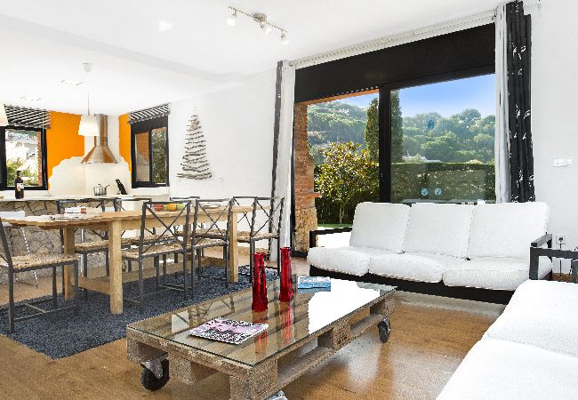 Villa à Lloret de Mar - 2PON01 - Belle maison avec piscine privée située dans un quartier calme près de la plage Villa à Lloret de Mar - 2PON01 - Belle maison avec piscine privée située dans un quartier calme près de la plage