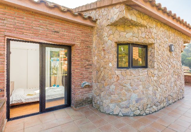 Villa à Lloret de Mar - 2PON01 - Belle maison avec piscine privée située dans un quartier calme près de la plage Villa à Lloret de Mar - 2PON01 - Belle maison avec piscine privée située dans un quartier calme près de la plage