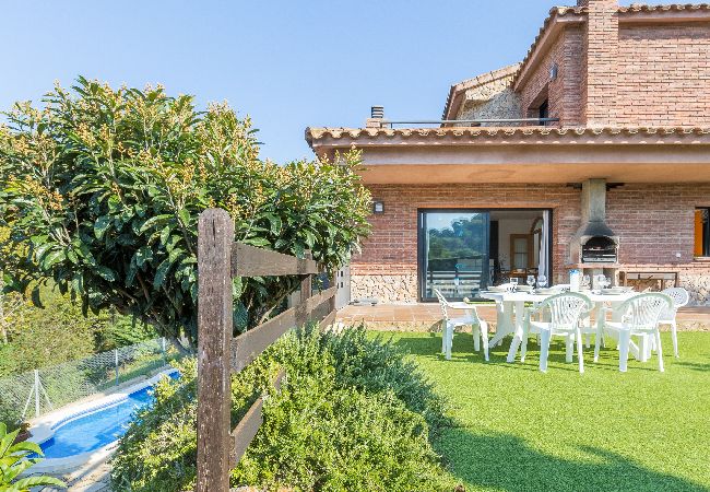 Villa à Lloret de Mar - 2PON01 - Belle maison avec piscine privée située dans un quartier calme près de la plage Villa à Lloret de Mar - 2PON01 - Belle maison avec piscine privée située dans un quartier calme près de la plage