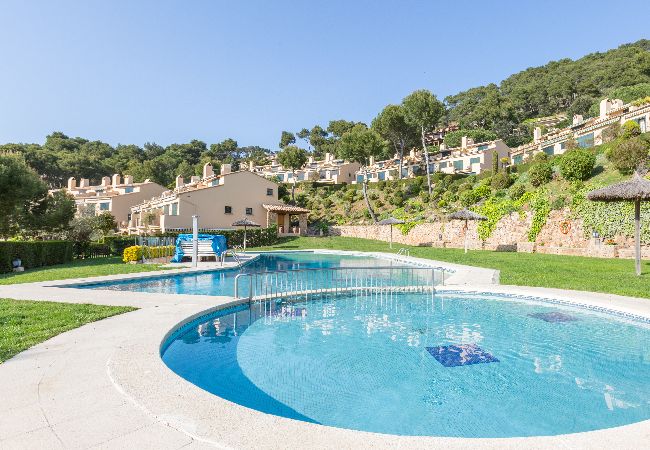 Villa à Llafranc - 1SB 28 - Belle et confortable maison de 150 m2 avec piscine commune située à Llafranc, à 500 m de la plage