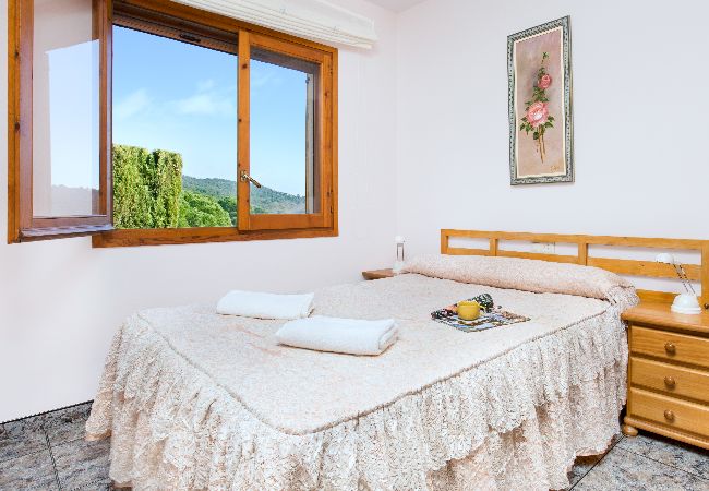 Villa à Lloret de Mar - 2SOPH01 - Maison cosy avec piscine privée pour 8 personnes située dans un quartier résidentiel très calme. Villa à Lloret de Mar - 2SOPH01 - Maison cosy avec piscine privée pour 8 personnes située dans un quartier résidentiel très calme.